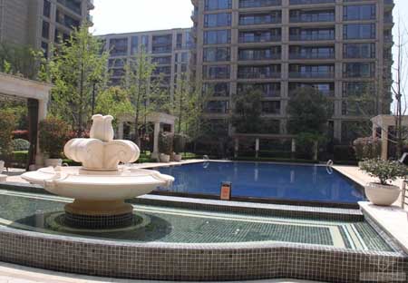 綠城西溪誠園三期守純?cè)纷≌坝^