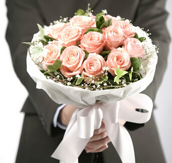 東營&ldquo;光棍節(jié)&rdquo;表白人數(shù)增多 花店老板樂翻天